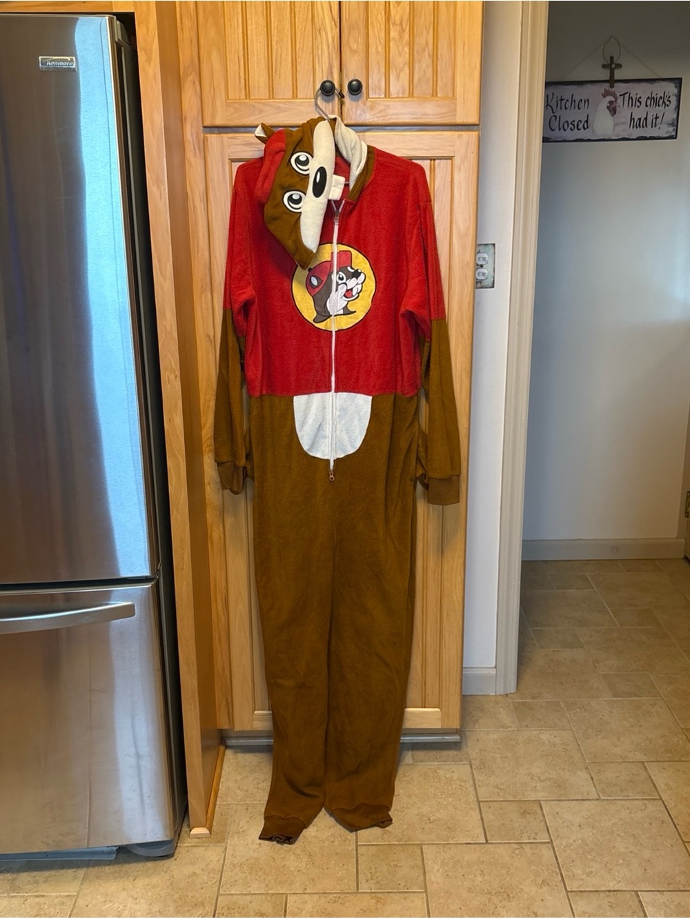 Buc-ee’s. PJ/ Animal Onesie Costume - Plush Hoodie